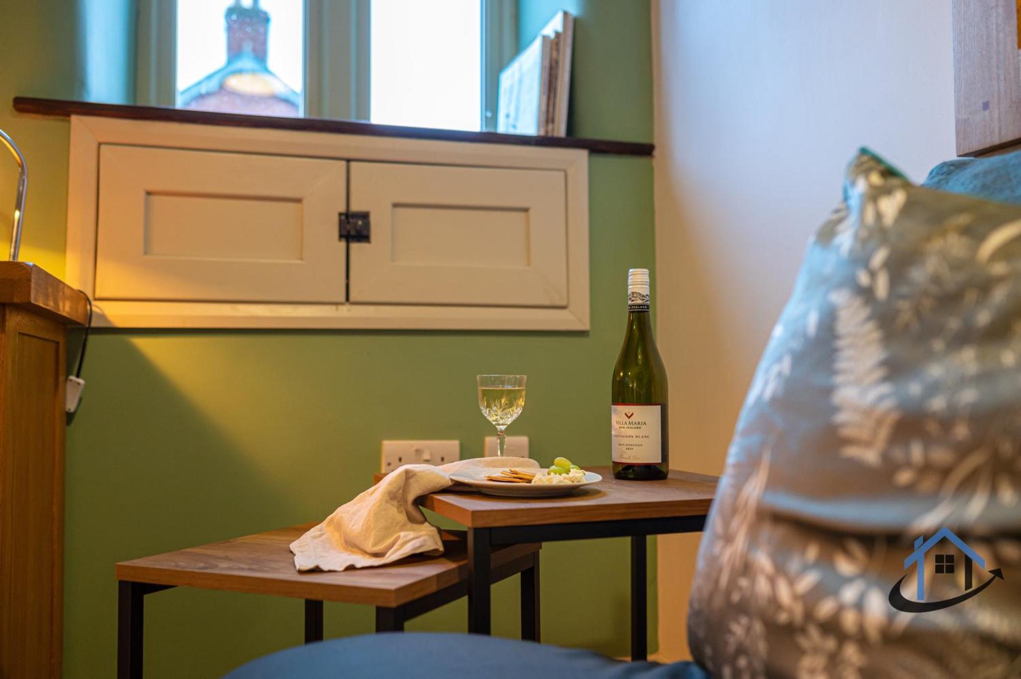 Stanwick Studio, Cosy Country Studio, Sleeps 4, Parking, Wifi 外观 照片